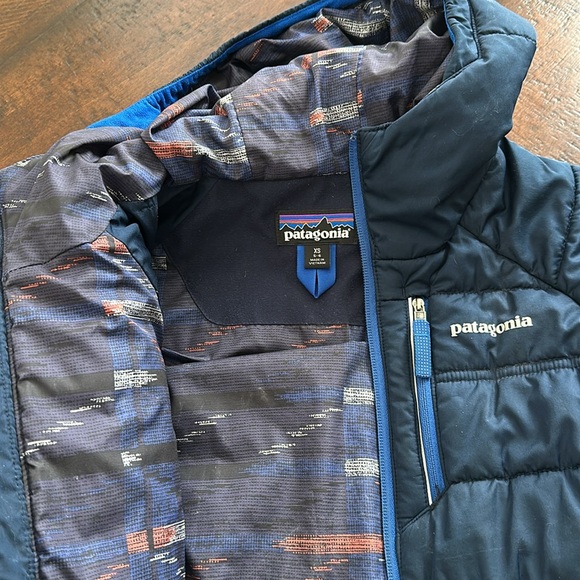 Patagonia Boys' Pine Grove Jacket XS (5-6) - Picture 2 of 4